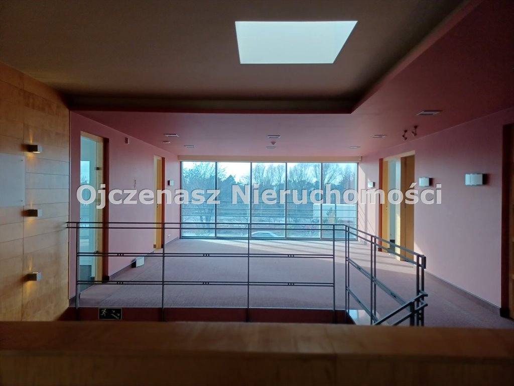 Nowoczesny lokal biurowy 200 m² z klimatem i parkingiem polecam Brzoza  200m2 Foto 1
