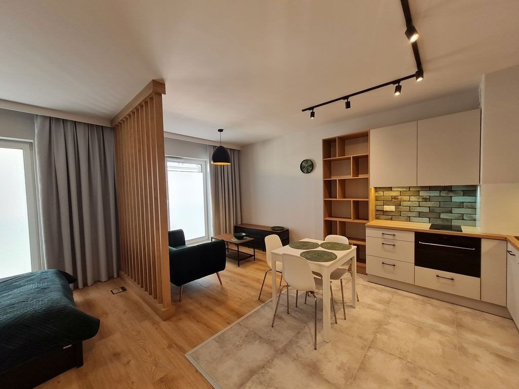 Nowoczesne 31,6 m² z komórką i patio w centrum Szczecin, Centrum, Mariana Langiewicza  32m2 Foto 1