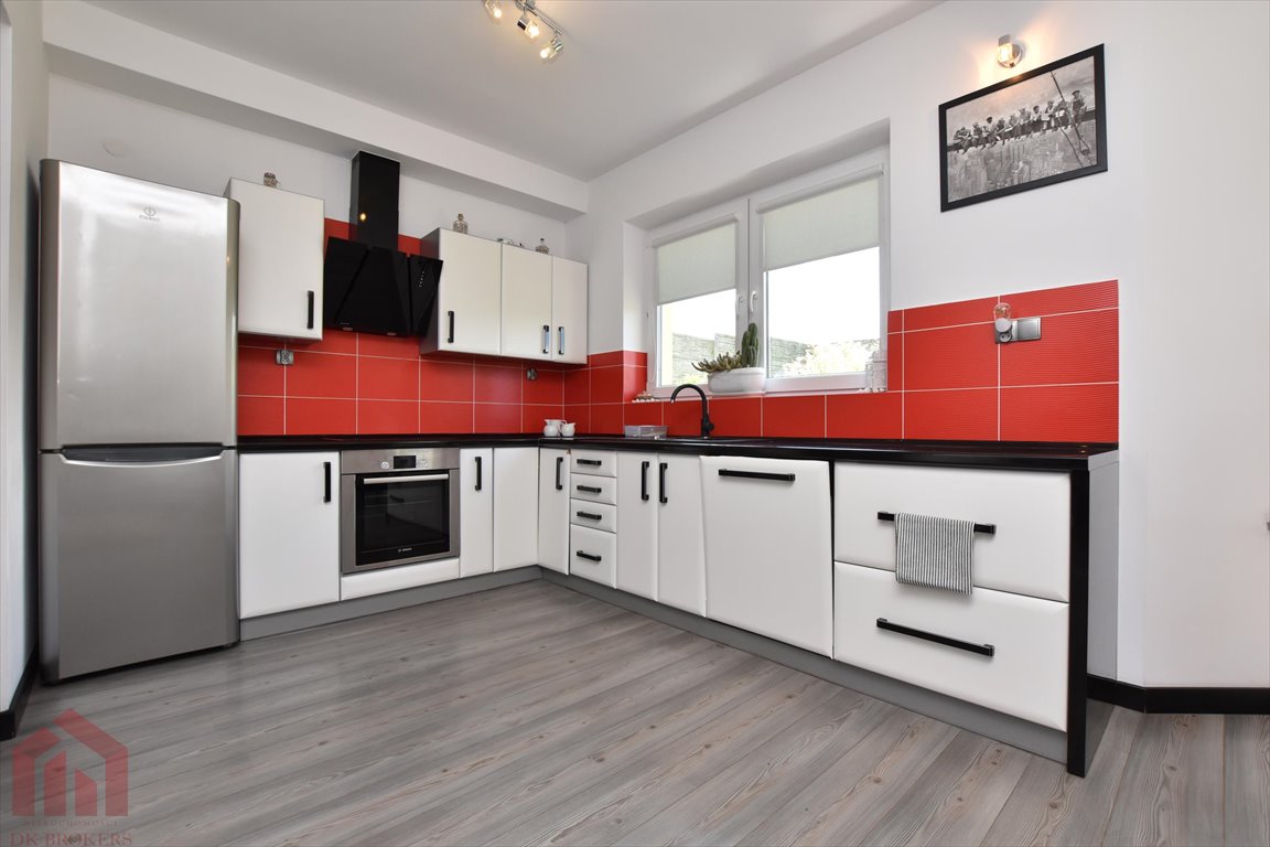 Komfortowy dom 160 m2 z widokiem i garażem w Chmielniku Chmielnik, Chmielnik  160m2 Foto 1