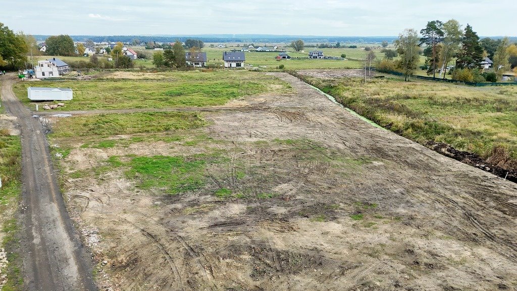 Działki budowlane z widokiem na las - media, warunki zabudowy polecam Dobra  797m2 Foto 1