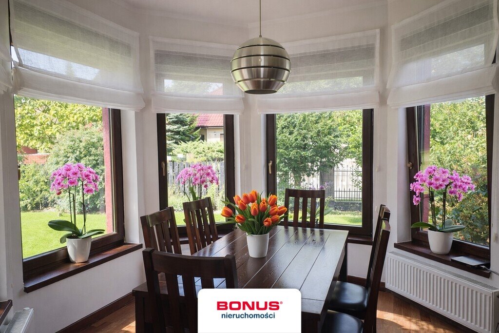 Przestronny dom 240 m² z ogrodem i garażem w Koninku Koninko  240m2 Foto 1