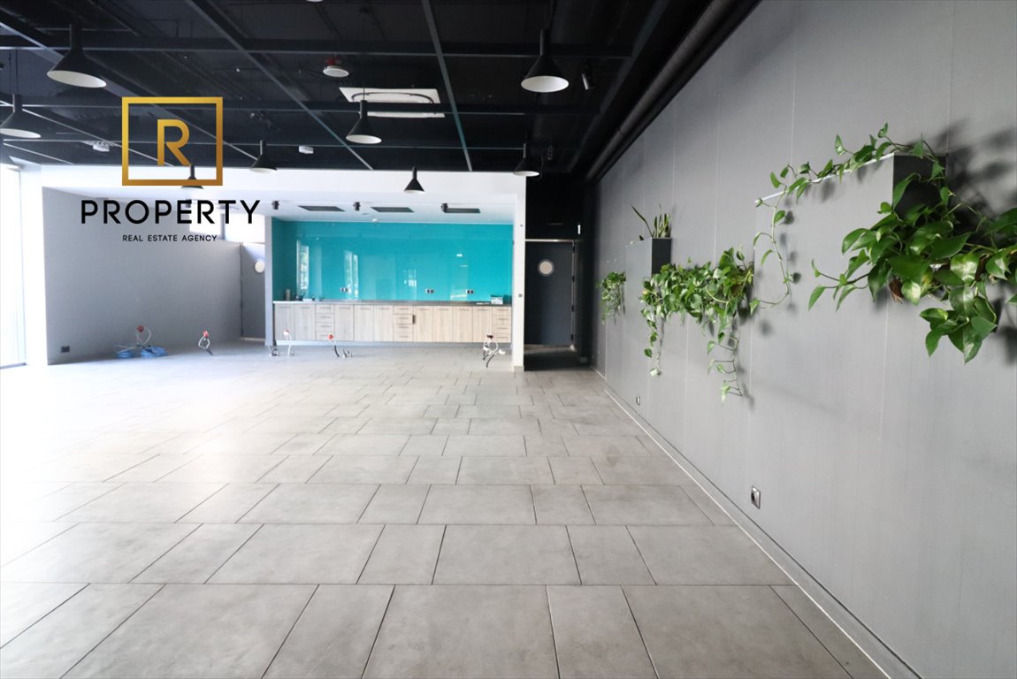 Lokal użytkowy na wynajem Kraków, Prądnik Czerwony, Promienistych  198m2 Foto 1