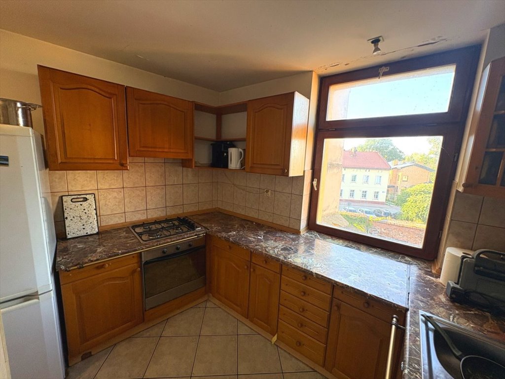 5-pokojowe mieszkanie 70 m² w centrum Wołowa (do remontu) Wołów  70m2 Foto 1