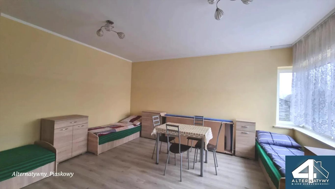 Duży 320 m2 dom z 49 miejscami noclegowymi, adaptacyjny Aleksandrów Łódzki, Konstantynowska 1  320m2 Foto 1