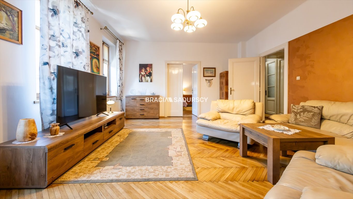 Mieszkanie trzypokojowe na sprzedaż Bielsko-Biała, Dolne Przedmieście, Barlickiego  124m2 Foto 1