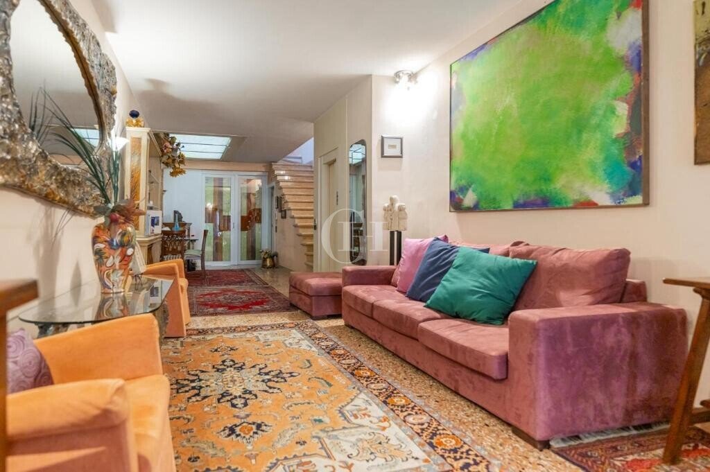 Zabytkowa rezydencja w centrum Bussolengo z potencjałem B&B Włochy, Bussolengo  381m2 Foto 1