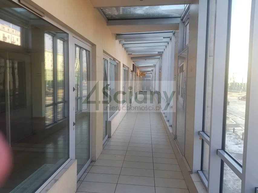 Atrakcyjny lokal 30 m² z windą i monitoringiem Warszawa, Wola, Muranów  30m2 Foto 1