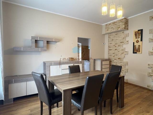 Mieszkanie czteropokojowe  na sprzedaż Gniezno, Centrum, OFERTA ZAREZERWOWANA  69m2 Foto 1