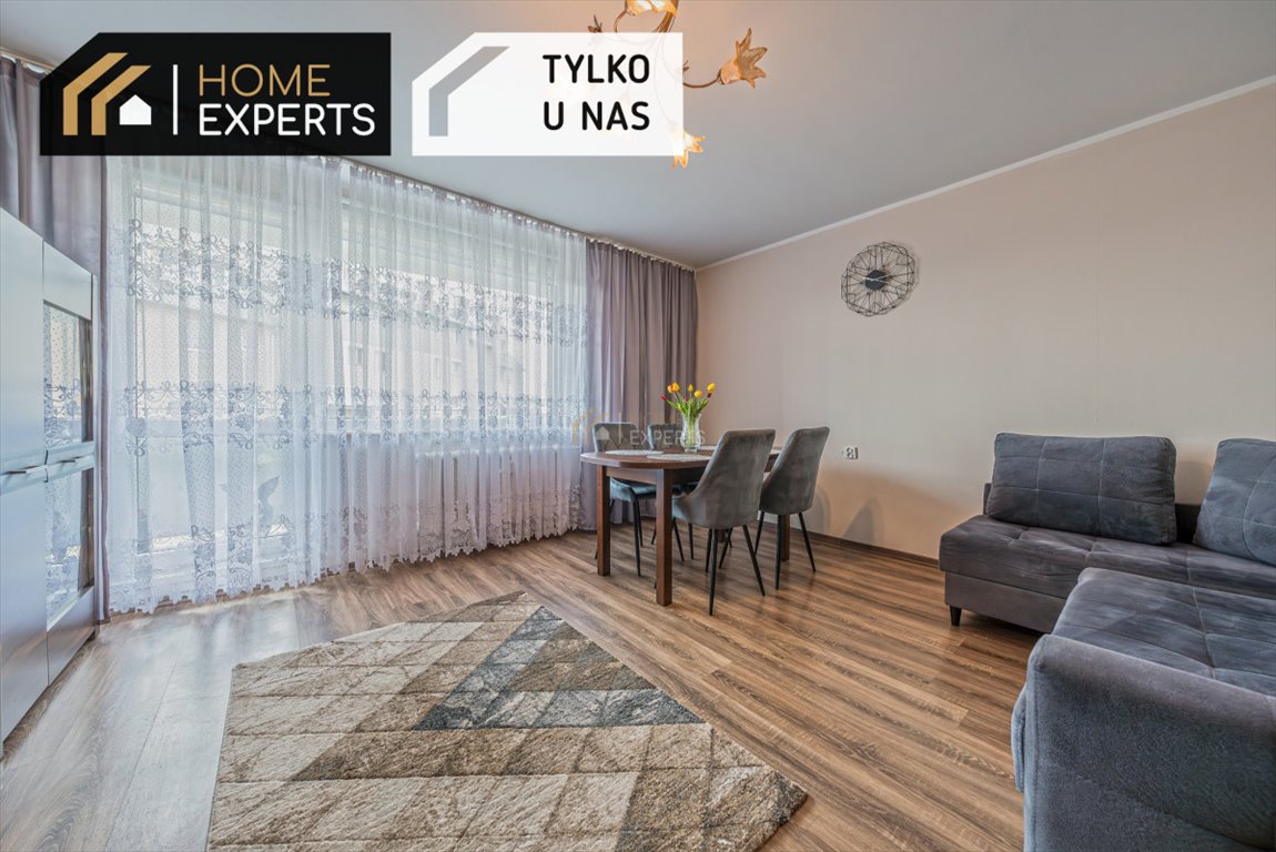 Do sprzedania przestronne 4-pokojowe mieszkanie 76 m² z dużą piwnicą Cedry Wielkie, Leśna  76m2 Foto 1