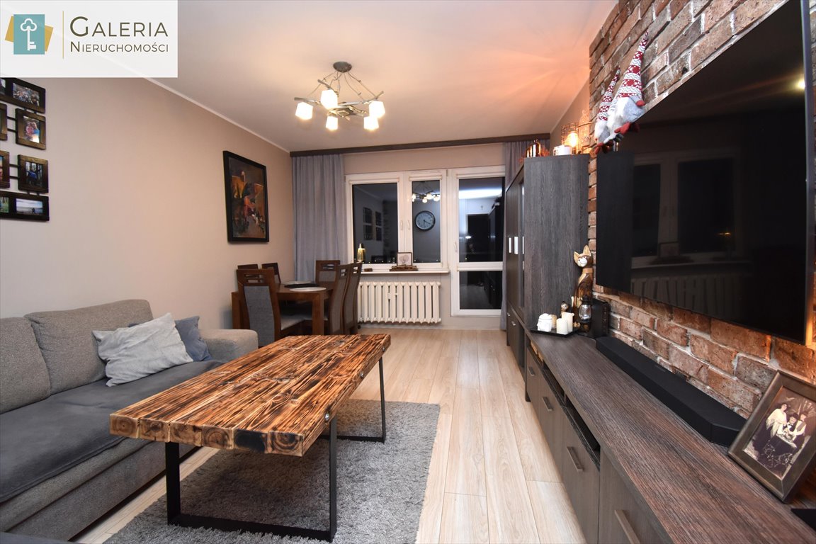 Gotowe do wprowadzenia 2-pokojowe mieszkanie z balkonem i piwnicą Elbląg, Królewiecka  48m2 Foto 1