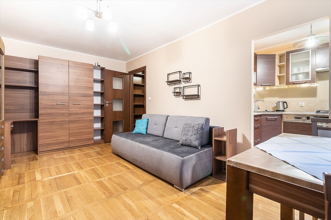 Na wynajem funkcjonalne 2-pokojowe mieszkanie 38,3 m² w Poznaniu Poznań, Winogrady, Os. Przyjaźni  38m2 Foto 1