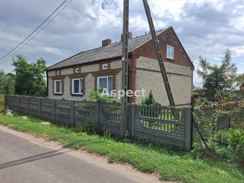 Przestronny dom 127 m2 z dużą działką i urokami natury Nowy Besk  127m2 Foto 1