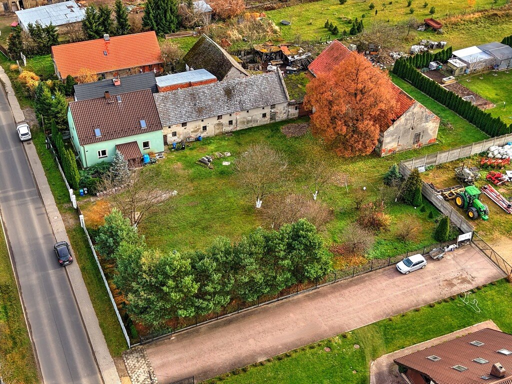 Dom z dużym potencjałem inwestycyjnym w Minkowicach Oławskich Minkowice Oławskie, Tadeusza Kościuszki  83m2 Foto 1