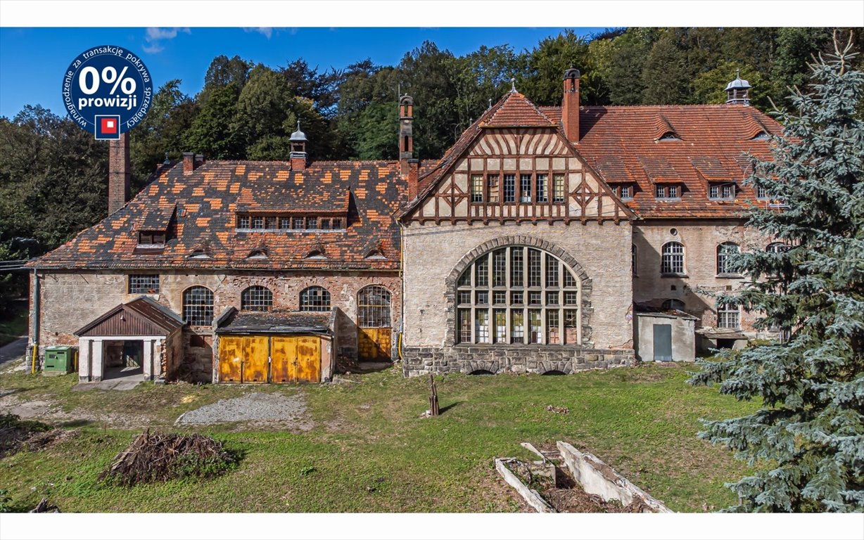 Unikalny obiekt w Kowarach z potencjałem na hotel, biura lub apartamenty Kowary, Kowary  2 060m2 Foto 1