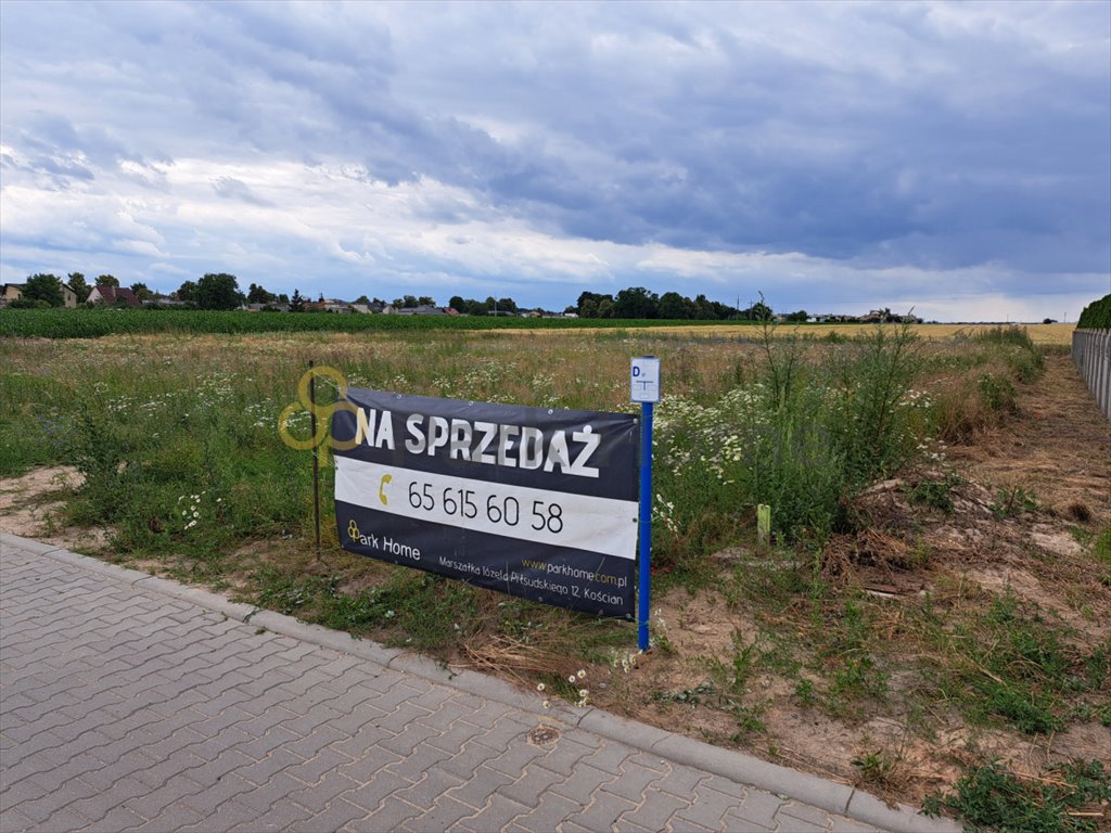 Działka 834 m² z mediami, planem i lasem w Nowym Luboszu Nowy Lubosz  834m2 Foto 1