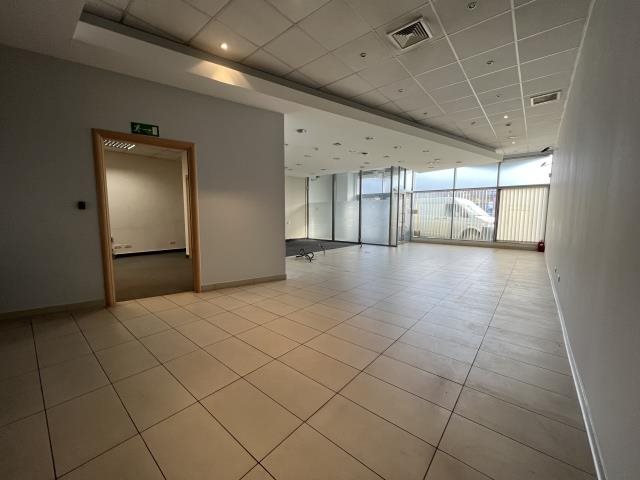 Wynajem lokalu 165 m2 w centrum Opola z klimatyzacją Opole, Centrum  165m2 Foto 1