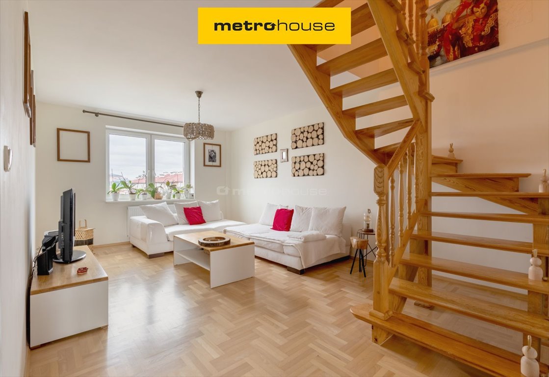Dwupoziomowe 77 m² z balkonem i piwnicą (Olsztyn) Olsztyn, Osiedle Generałów, Hallera  77m2 Foto 1