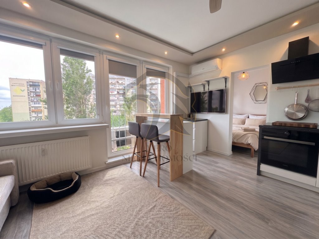 Łódź, Polesie, 31 m2, panoramiczny widok, pełne wyposażenie Łódź, Polesie, Retkińska  31m2 Foto 1