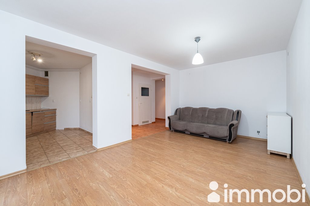 Mieszkanie trzypokojowe na wynajem Warszawa, Wawer, Wał Miedzeszyński  65m2 Foto 1