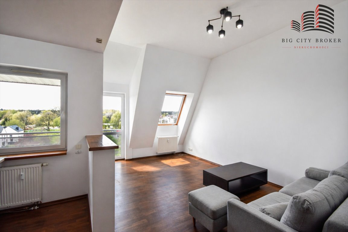 Nowoczesne 36 m² na ostatnim piętrze z balkonem i pełnym wyposażeniem Świdnik, Spadochroniarzy  36m2 Foto 1