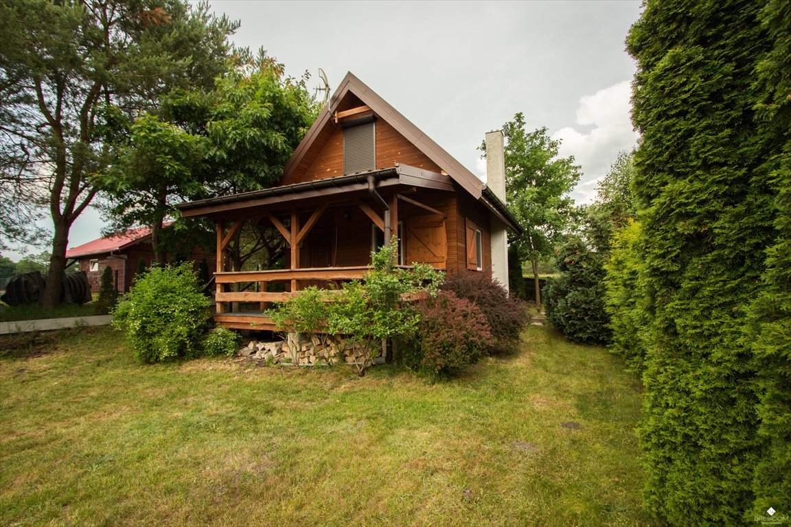 Urokliwy domek nad jeziorem z tarasem i 3 sypialniami Zgniłocha  42m2 Foto 1