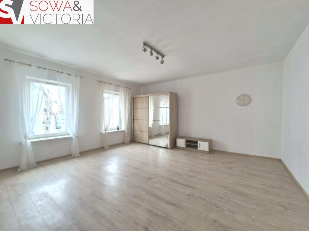 Zapraszam do dużej kawalerki 51 m² z możliwością podziału Wałbrzych, Śródmieście  51m2 Foto 1