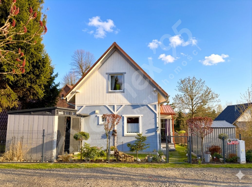Urokliwy dom 80 m² nad Jeziorem Leśniańskim polecam Bożkowice  71m2 Foto 1