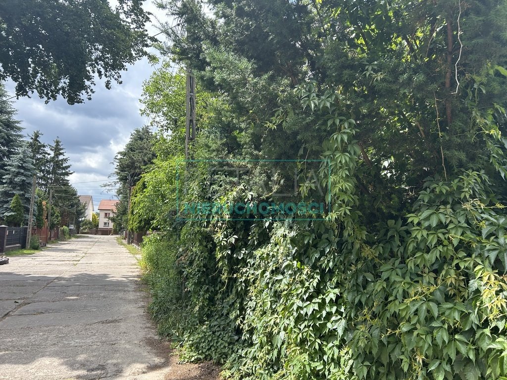 Działka 537 m² z mediami, planem i możliwością zabudowy Piastów  537m2 Foto 1