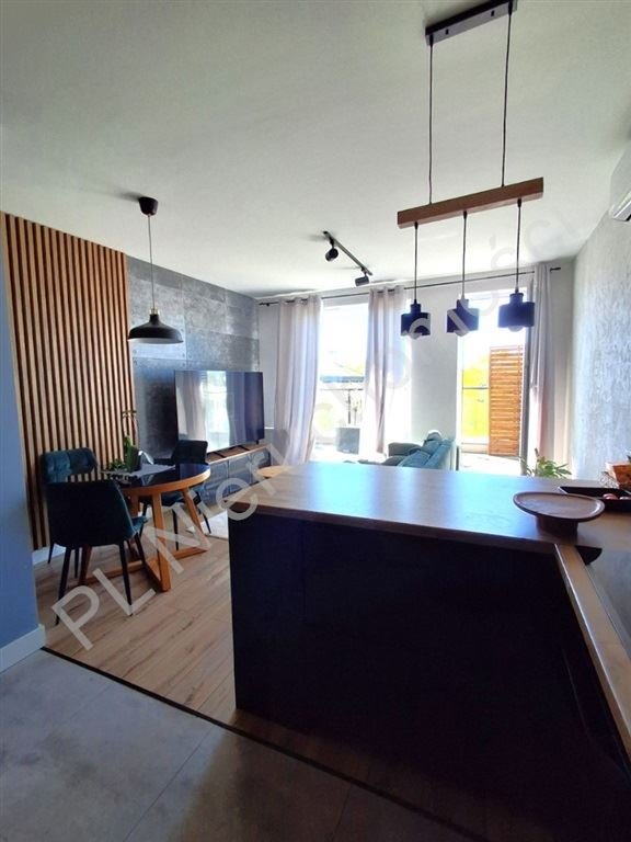 Zapraszam do obejrzenia nowoczesnego 68 m² apartamentu z tarasem i panoramicznym widokiem Milanówek  68m2 Foto 1