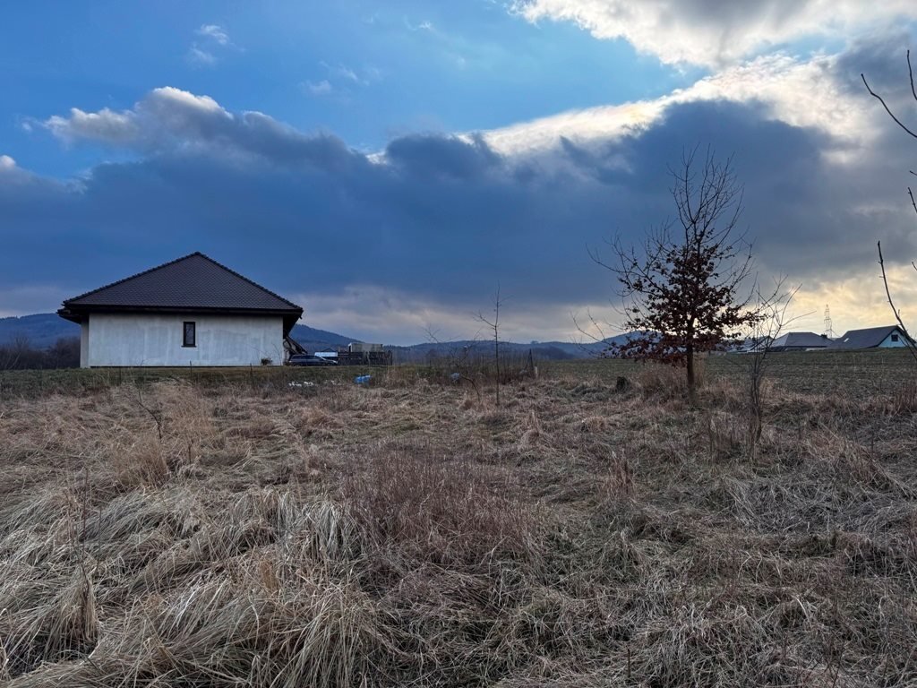 Działka budowlana 1639 m² w Bogatyni z mediami i dostępem Bogatynia, Markocice  1 639m2 Foto 1