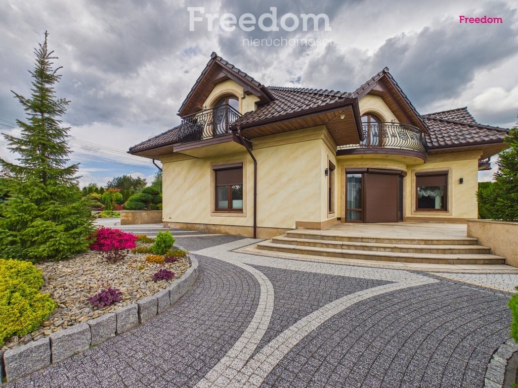 Wynajem domu 245 m² z ogrodem i strefą rekreacyjną Mazowszany, Wierzbicka  290m2 Foto 1