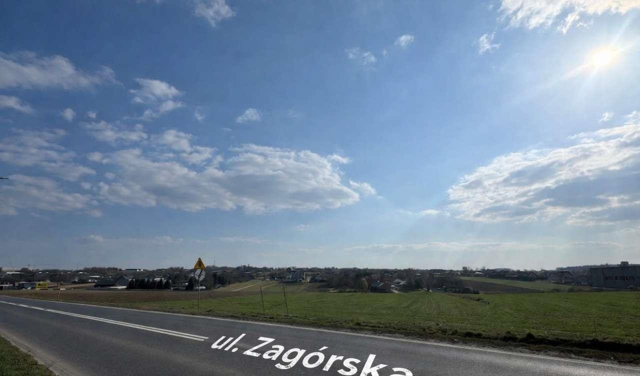Polecam działkę inwestycyjną 7 906 m² przy DK 11 z mediami i parkingiem Tarnowskie Góry, Zagórska  7 906m2 Foto 1