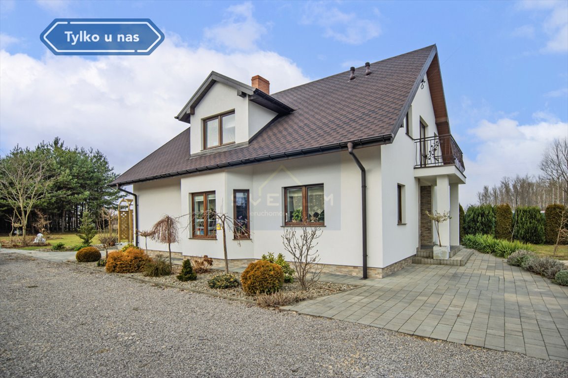 Dom na sprzedaż Konin  159m2 Foto 1