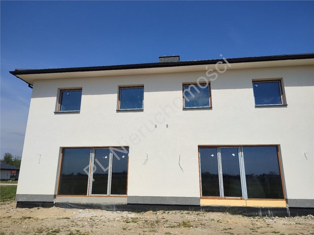 Sprzedam nowoczesny dom 128 m² z ogrodem w Kosowie Kosów  128m2 Foto 1