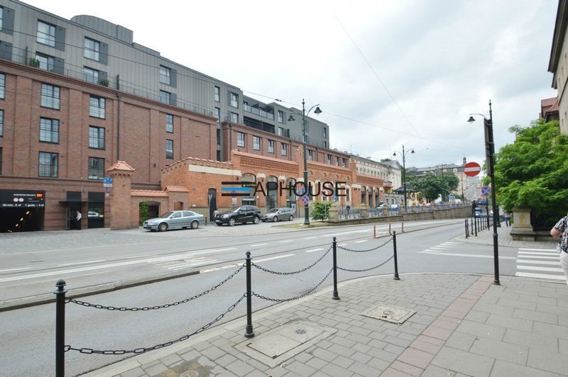 Garaż na wynajem Kraków, Stare Miasto, Stare Miasto, Lubicz  15m2 Foto 1