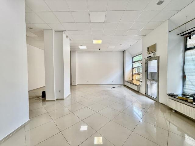 Lokal użytkowy 62,8 m2 z magazynem w centrum Opola. Opole  62m2 Foto 1