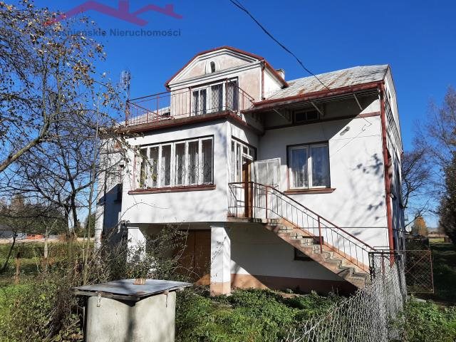 Urokliwy dom 80 m2 z jabłoniami i wiśniami - spokojna okolica Zarszyn  80m2 Foto 1