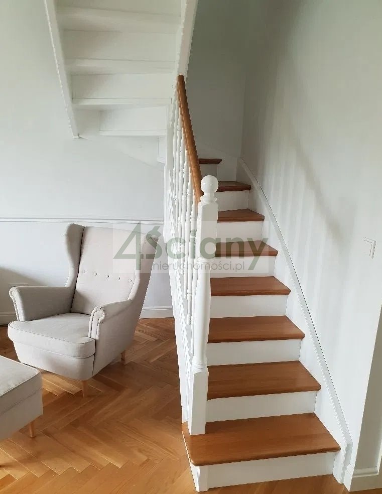 Dwupoziomowe mieszkanie 101 m2 z kominkiem i wysokim standardem Warszawa, Praga-Południe, Lipska  101m2 Foto 1