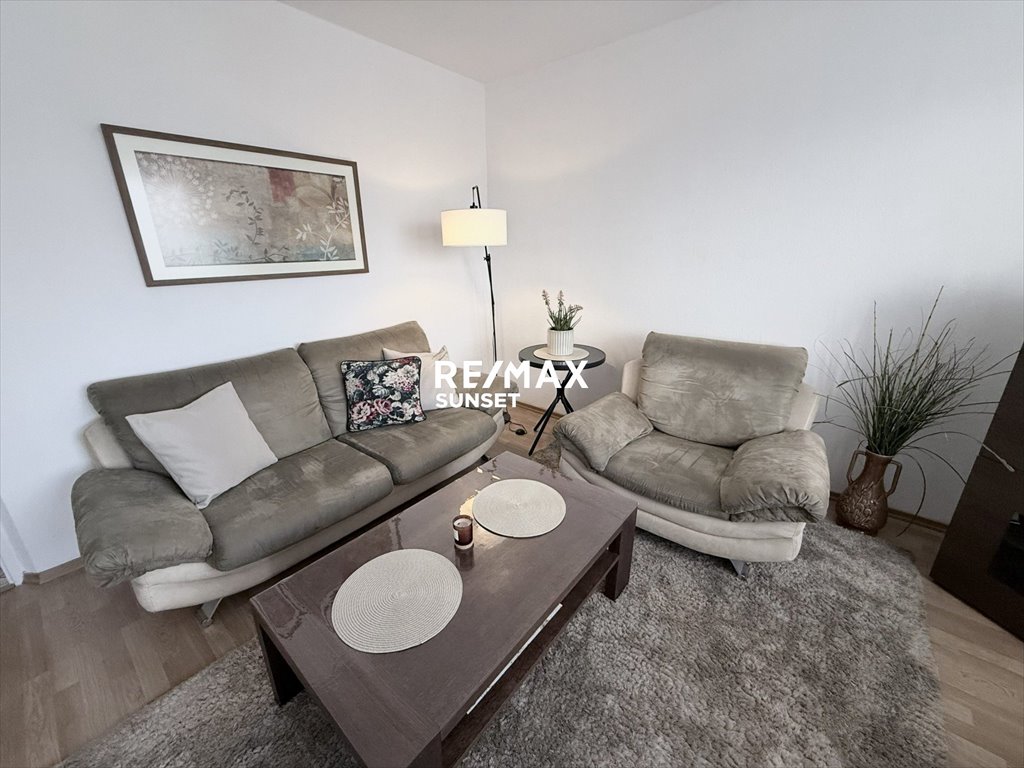 Mieszkanie trzypokojowe na wynajem Kołobrzeg, Śródmieście, Wąska 12  60m2 Foto 1