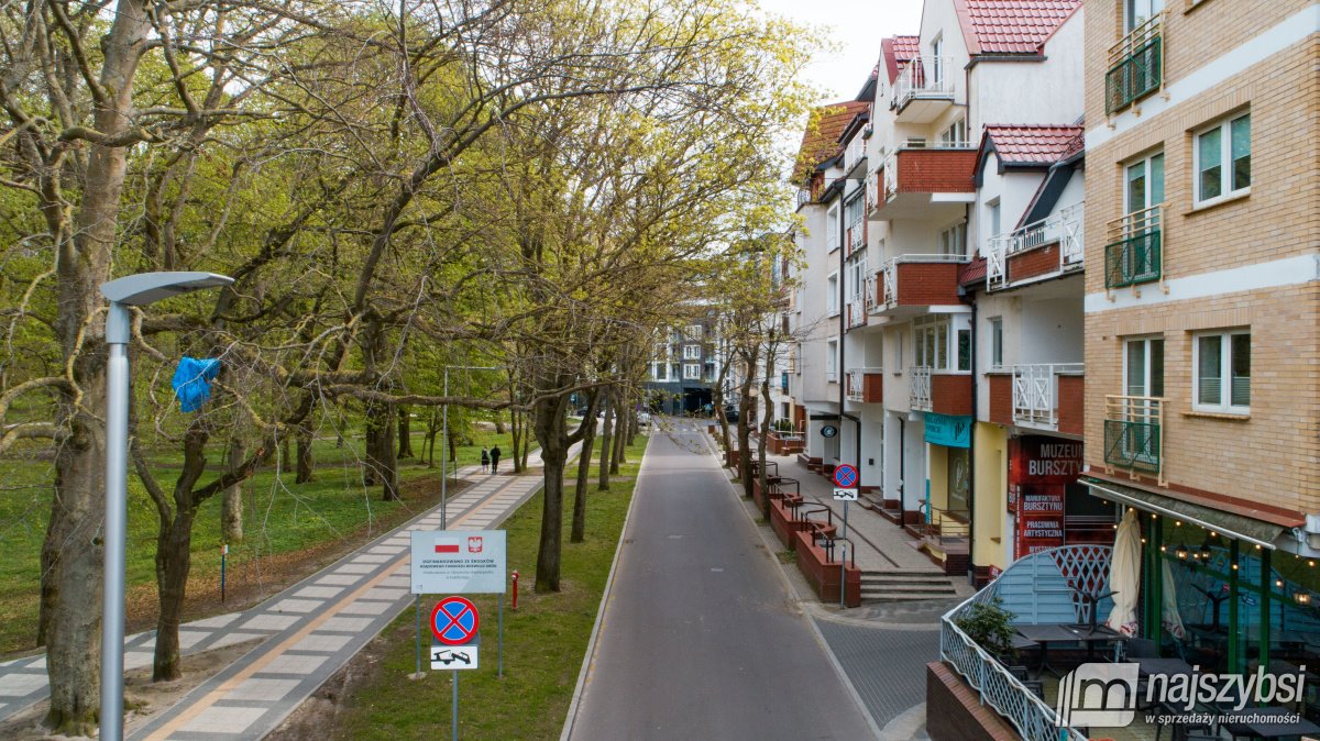 Mieszkanie trzypokojowe na sprzedaż Kołobrzeg, Obrońców Westerplatte  67m2 Foto 1