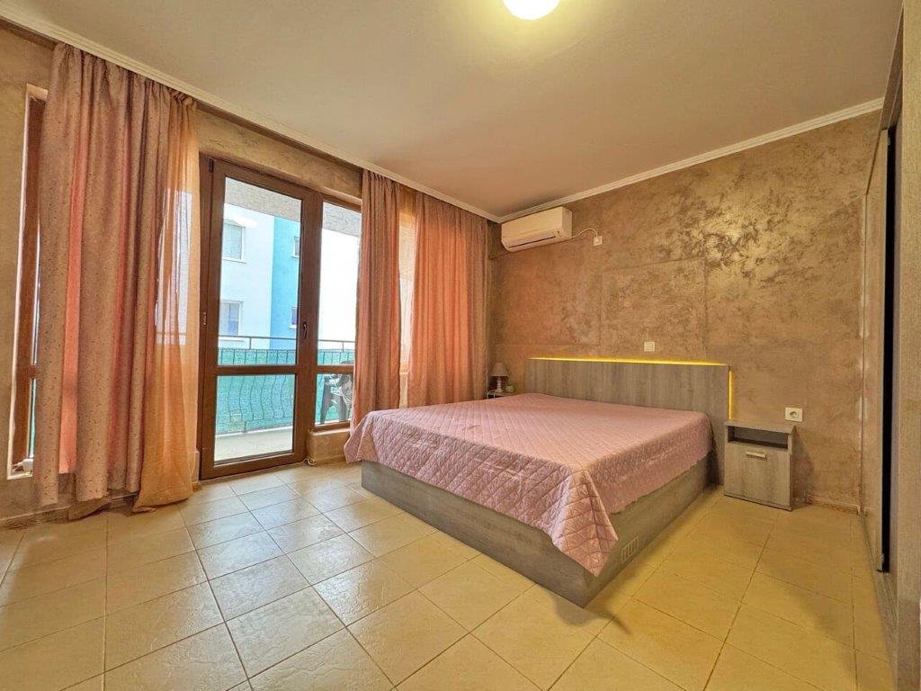 Kawalerka 40 m² z balkonem i basenem w Diamond Bay Bułgaria, Sunny Beach, Diamond Bay, Sunny Beach  40m2 Foto 1