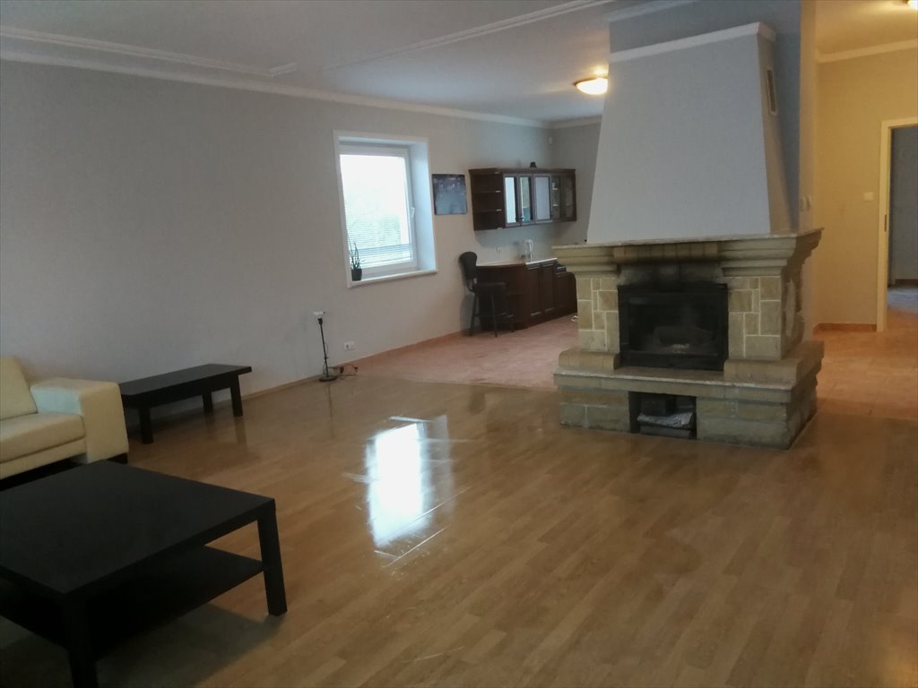 Przestronny dom 200 m2 z ogrodem i komfortowym wyposażeniem Wrocław, Krzyki, Morelowskiego  200m2 Foto 1