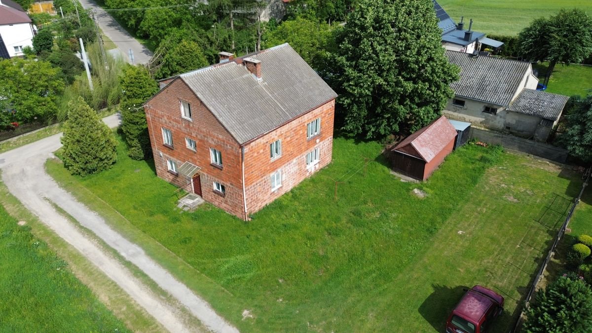 Dom 200 m² na sprzedaż z dużą działką i pełnym wyposażeniem Sielec  200m2 Foto 1