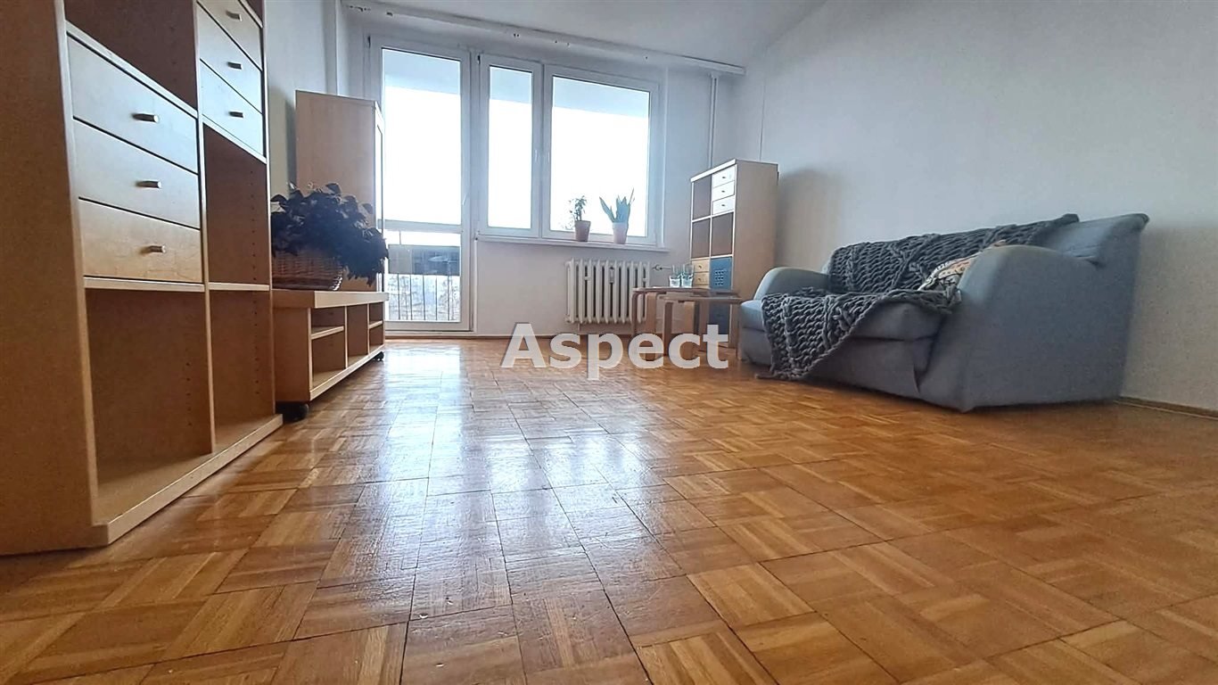 Przytulne 3 pokoje z widokiem na góry na Osiedlu Beskidzkim Bielsko-Biała, Osiedle Beskidzkie  52m2 Foto 1