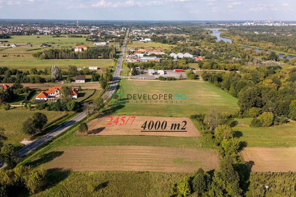 Sprzedam działkę przemysłową 40 arów z zjazdem z drogi krajowej Kordowo  4 000m2 Foto 1