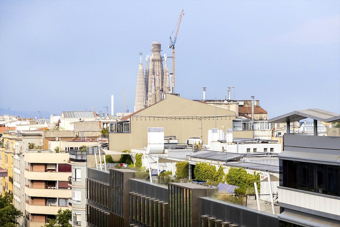 Luksusowy apartament z panoramicznym widokiem i basenem Hiszpania, Barcelona, La Dreta de L'Eixample, Barcelona, Barcelona  82m2 Foto 1