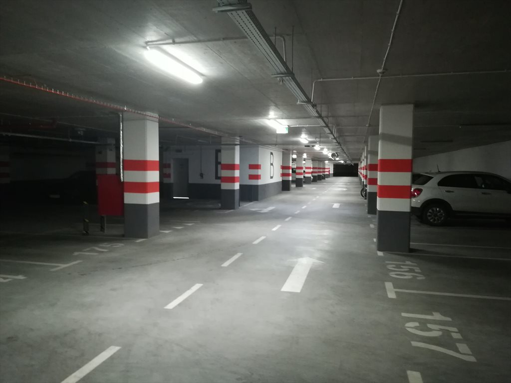 Garaż na wynajem Warszawa, Wola, Sokołowska 11 16m2 Foto 1 Garaż na wynajem Warszawa, Wola, Sokołowska 11 16m2 Foto 1
