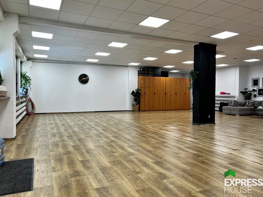 Przestronny 155 m² lokal z niezależnym wejściem i klimatyzacją Lublin, Konstantynów, Skromna  155m2 Foto 1