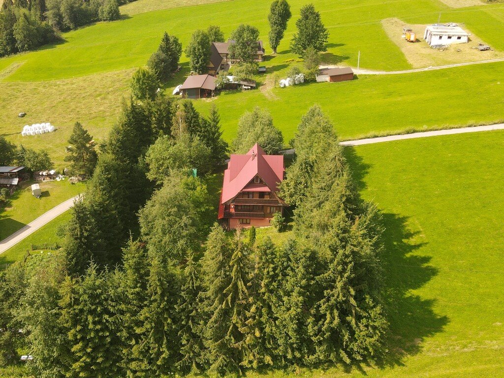 Drewniany dom 180 m² w Czerwiennym (z tarasem i altaną) Czerwienne  180m2 Foto 1