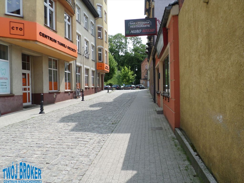 Lokal z witryną w centrum Bytowa, 13,5 m2, do remontu Bytów, Krótka  14m2 Foto 1